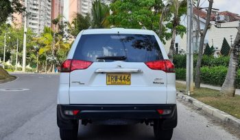Mitsubishi Nativa 7 puestos – 2016 lleno