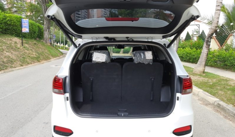 Kia Sorento versión tope Zenith AWD-2019 con tan sólo 7mil Kms de uso, para estrenar! lleno