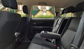 Mitsubishi Outlander nueva versión “Kaiteki” 4×2 Aut lleno