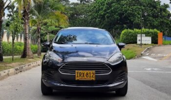 Ford Fiesta Sedán Mecánico – 2015 lleno