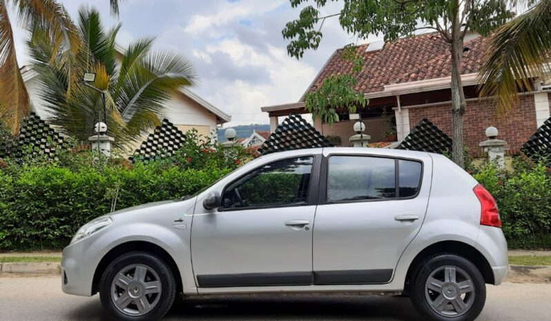 Renault Sandero Expression 2015 lleno