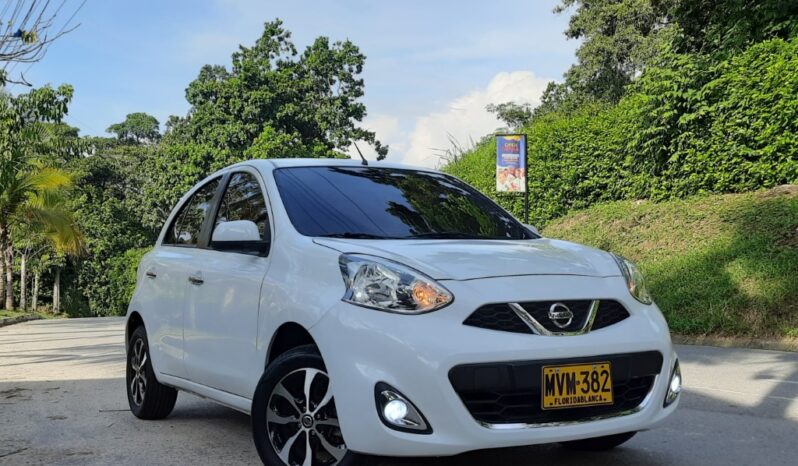 Nissan March Advance MT – 2015 lleno