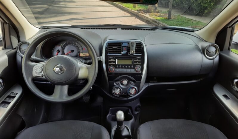 Nissan March Advance MT – 2015 lleno