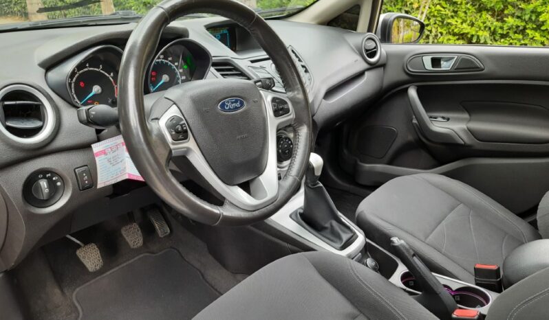 Ford Fiesta S.E Mecánico – 2015 lleno