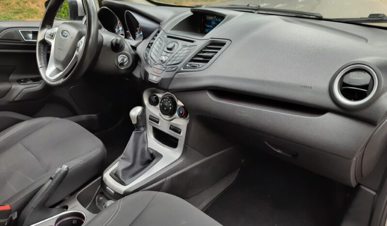 Ford Fiesta S.E Mecánico – 2015 lleno
