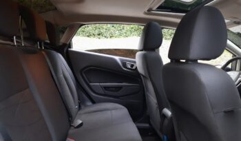 Ford Fiesta SE Sedán Automático – 2015 lleno