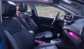 Ford Fiesta Titanium sedán Aut – 2015 lleno