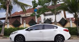 Kia Cerato Pro Automático – 2015