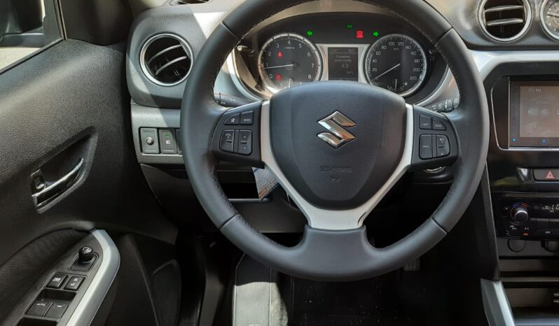 Suzuki Vitara Live mecánica – 2018 lleno