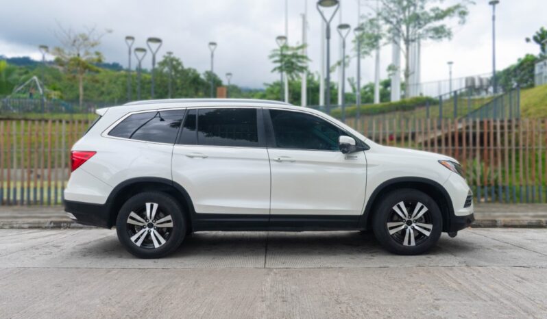 Honda Pilot 4×4, 8psj – 2016 lleno