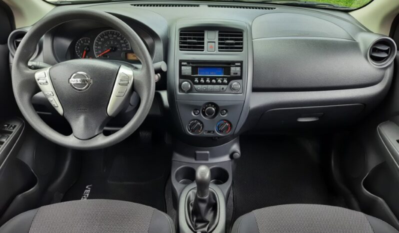 Nissan Versa Mecánico – 2018 lleno