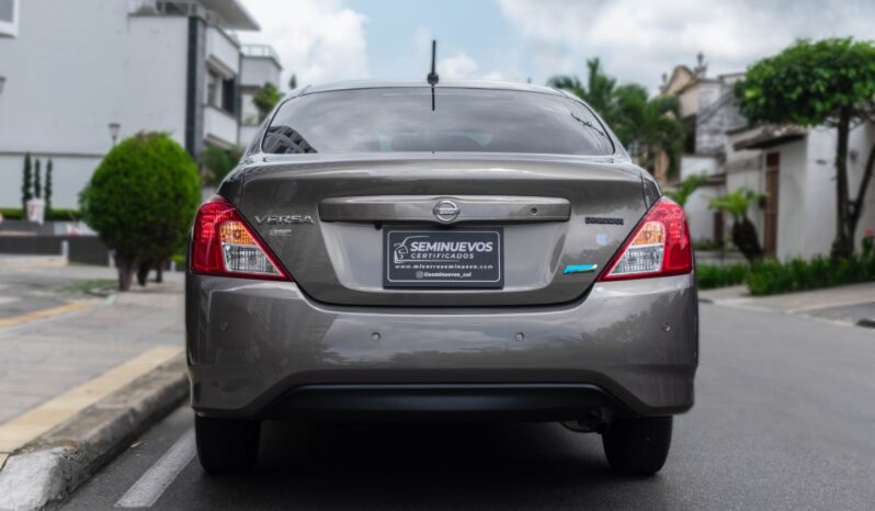 Nissan Versa Mecánico – 2018 lleno