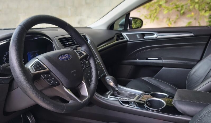 Ford Fusion Titanium 2.0T – 2013 lleno