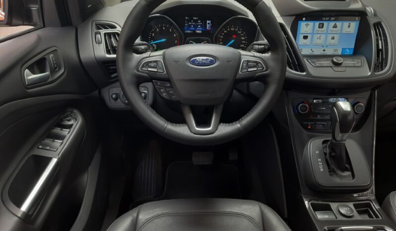 Ford Escape Titanium 4×4 – 2017 lleno
