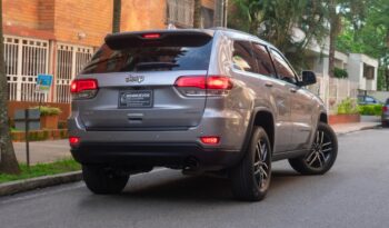 Jeep Grand Cherokee 4×4 Laredo – 2020 lleno
