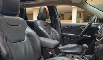 Jeep Cherokee Longitude 4×4 Automática – 2015 lleno