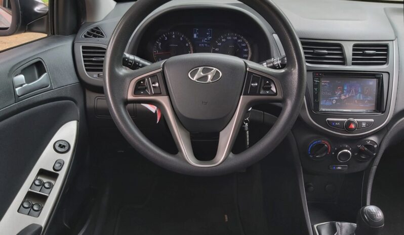 Hyundai Accent i25 Sedan 1.400cc – 2016 lleno