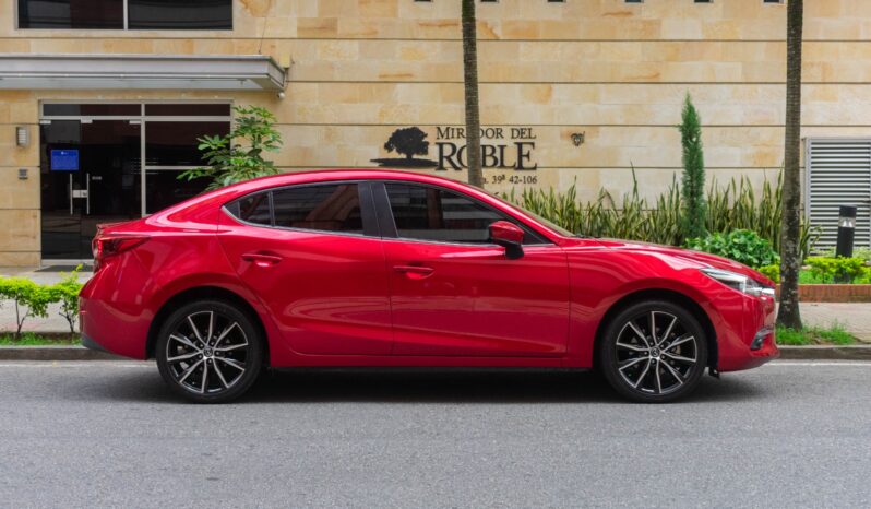 Mazda 3 Grand Touring Sedan – 2019 lleno