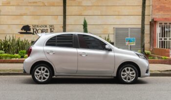 Nissan March Automático – 2023 lleno