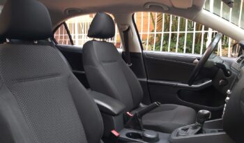 Volkswagen Jetta 2.5cc  Trendline Automático – 2011 lleno