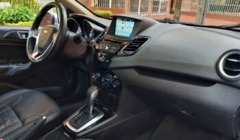 Ford Fiesta Hatchback  Titanium Automático – 2016 lleno