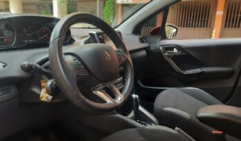 Peugeot 208 Automático VTi 1.6cc – 2017 lleno