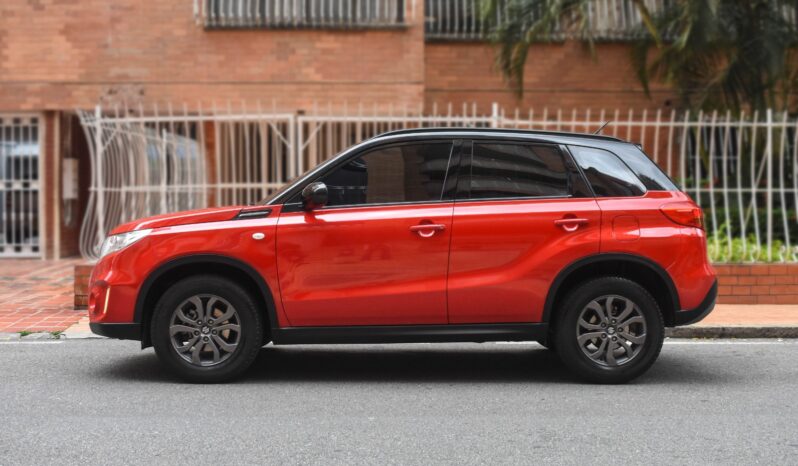 Suzuki Vitara Live 4×2 Mecánica – 2018 lleno