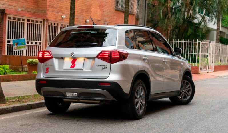 Suzuki Vitara Live 4×2 Automática – 2023 lleno