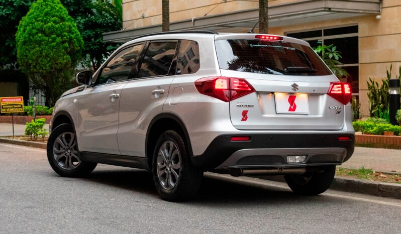 Suzuki Vitara Live 4×2 Automática – 2023 lleno