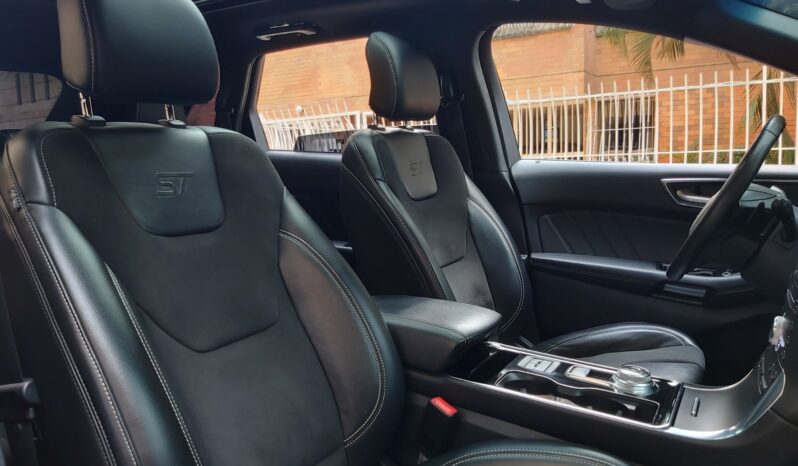 Ford Edge versión deportiva ST 2.7Turbo V6 – 2019 lleno