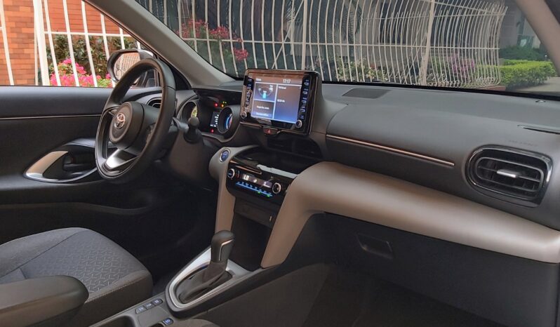 Toyota Yaris Cross Híbrido – 2022 lleno