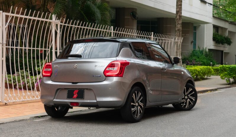 Suzuki Swift Híbrido Autorrecargable – 2022 lleno
