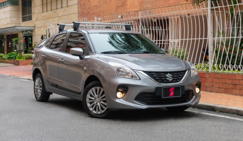 Suzuki Baleno (Esteem) Automático – 2022 lleno