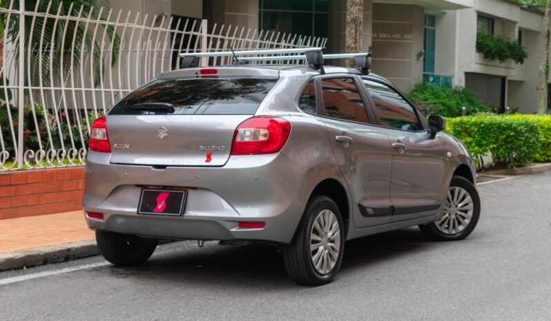 Suzuki Baleno (Esteem) Automático – 2022 lleno